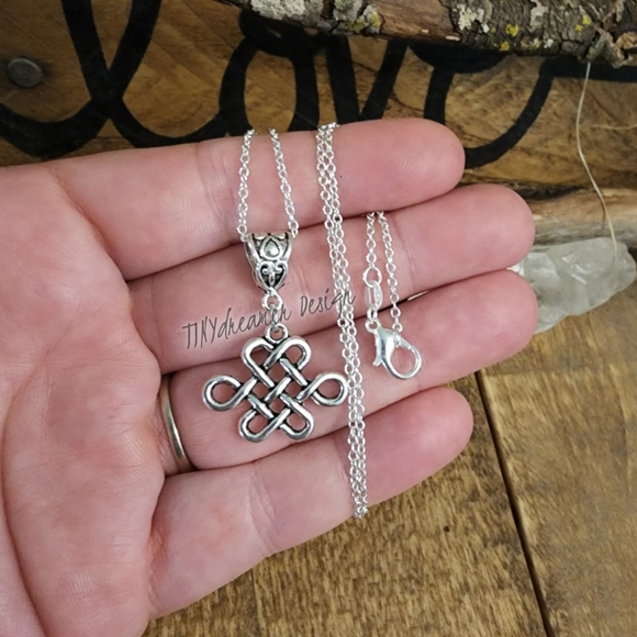 Celtic Knot Pendant Infinity Symbol 925 Silver Necklace Irish Norse Viking Love - Picture 4 of 12